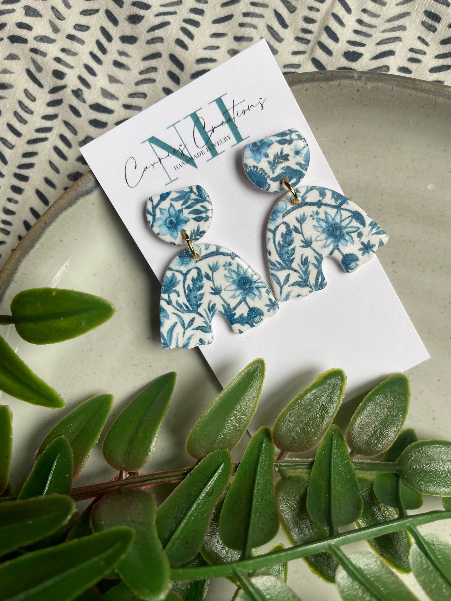 The Izzy-Blue Floral