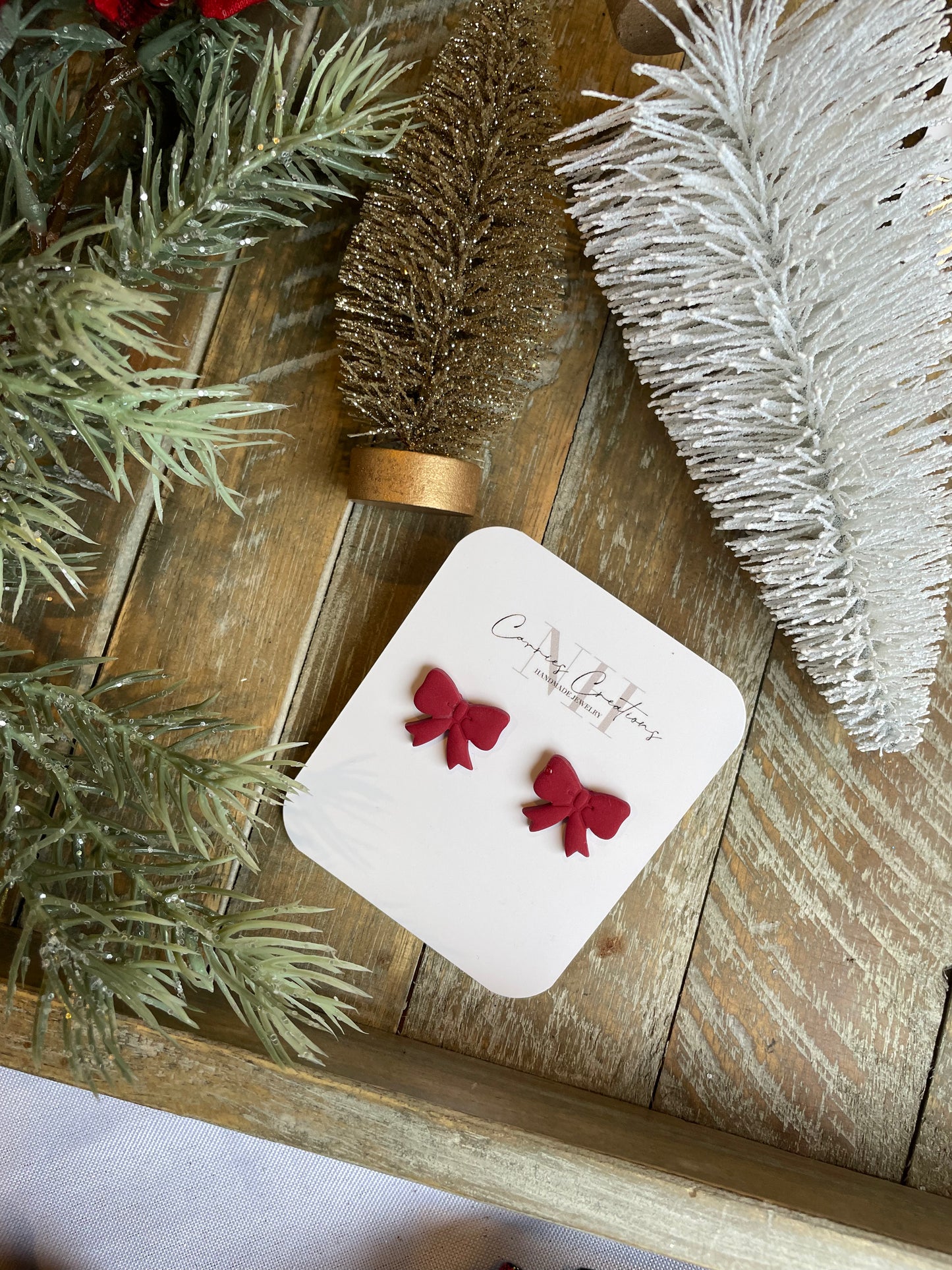 Cranberry Bow Stud