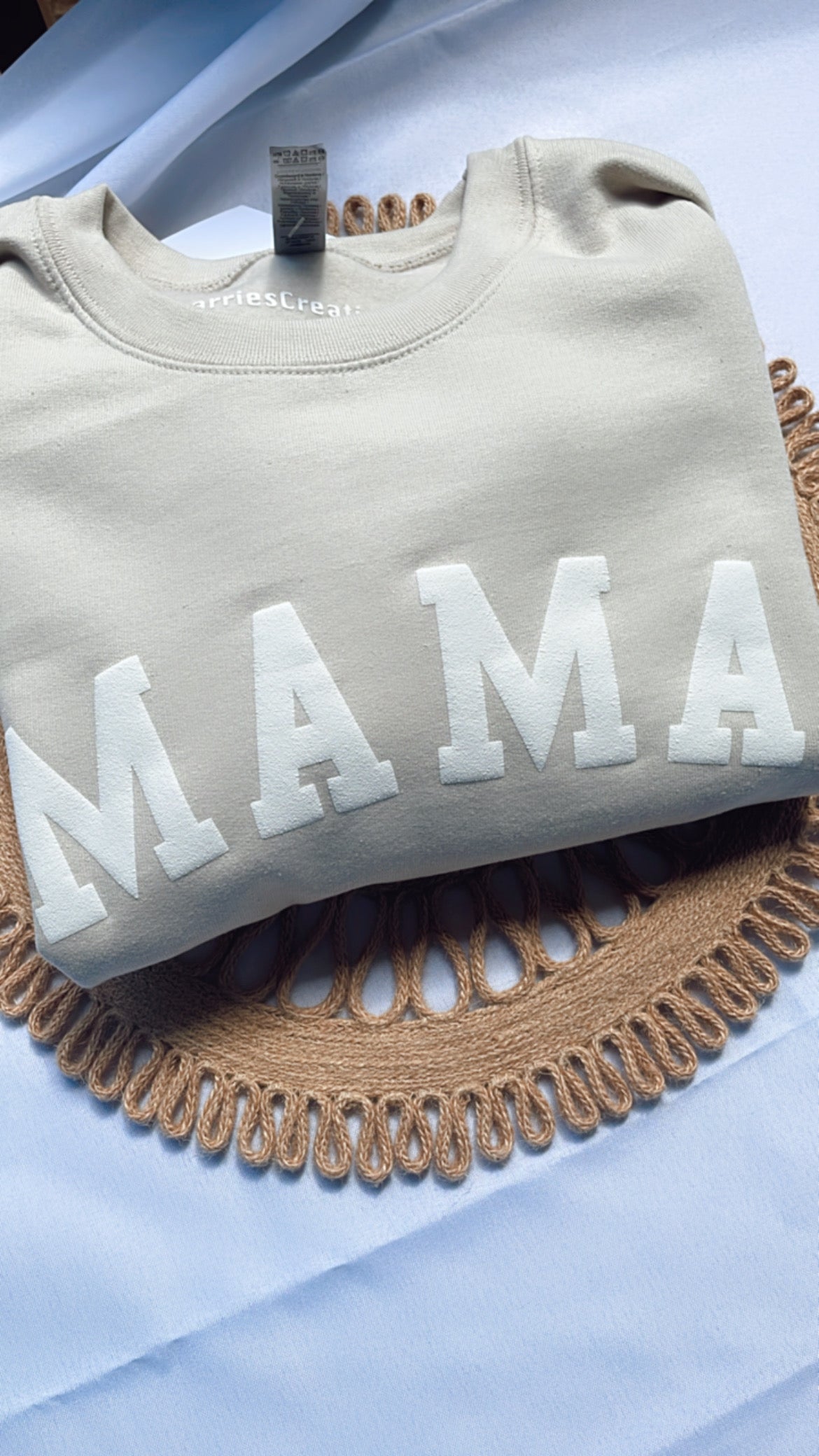 Mama Crewneck-Puff Writing