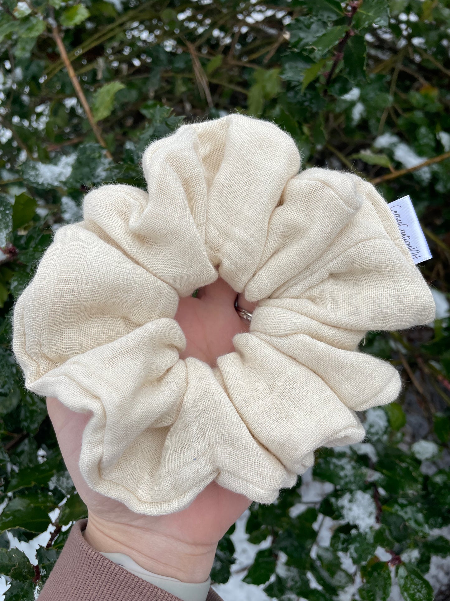 Cream Knit Scrunchie