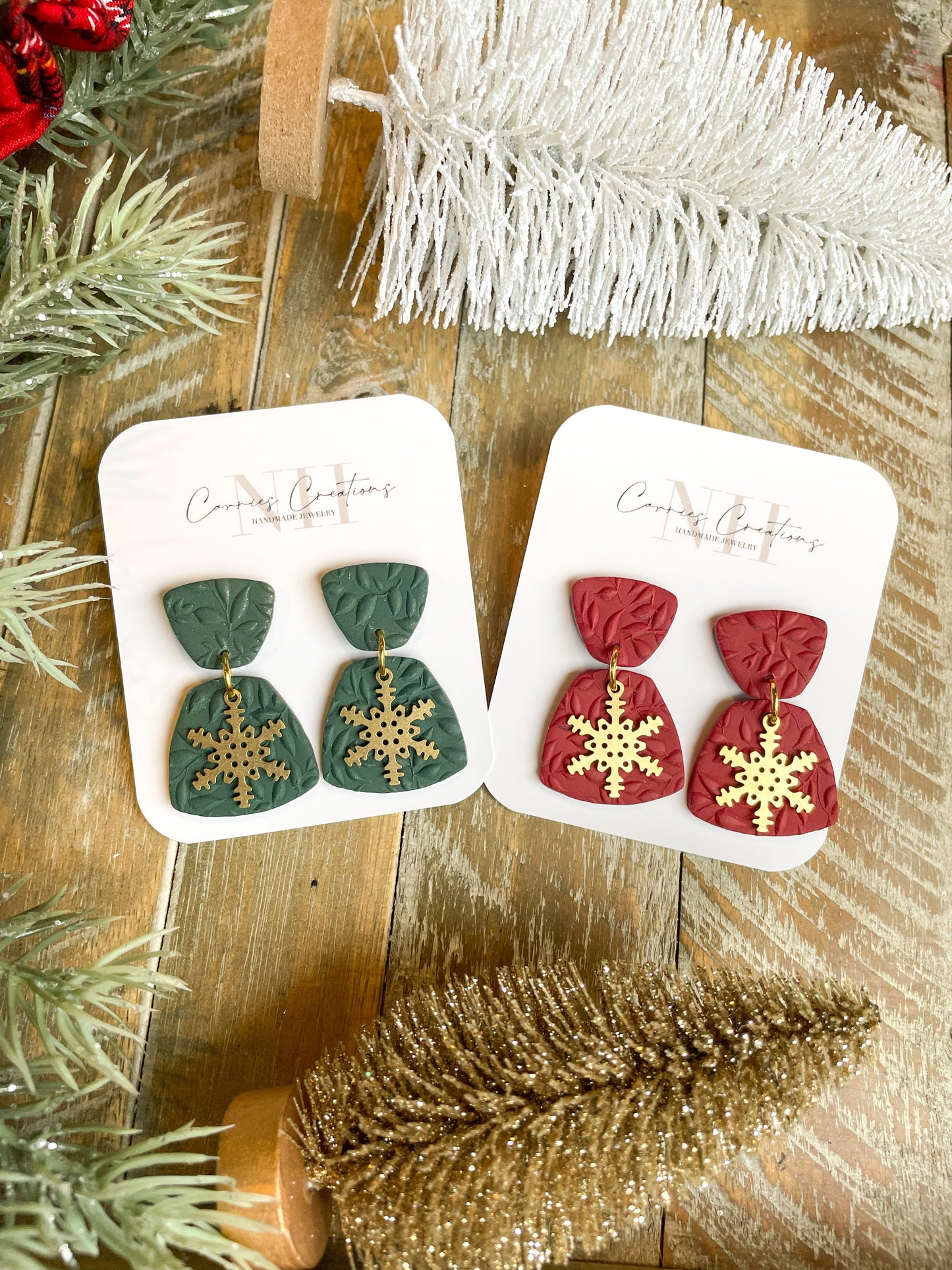 The Annie- Holiday Colors